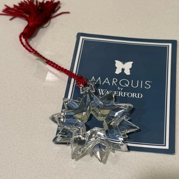 2004 Marquis by Waterford Crystal Star Ornament - Picture 3 of 7